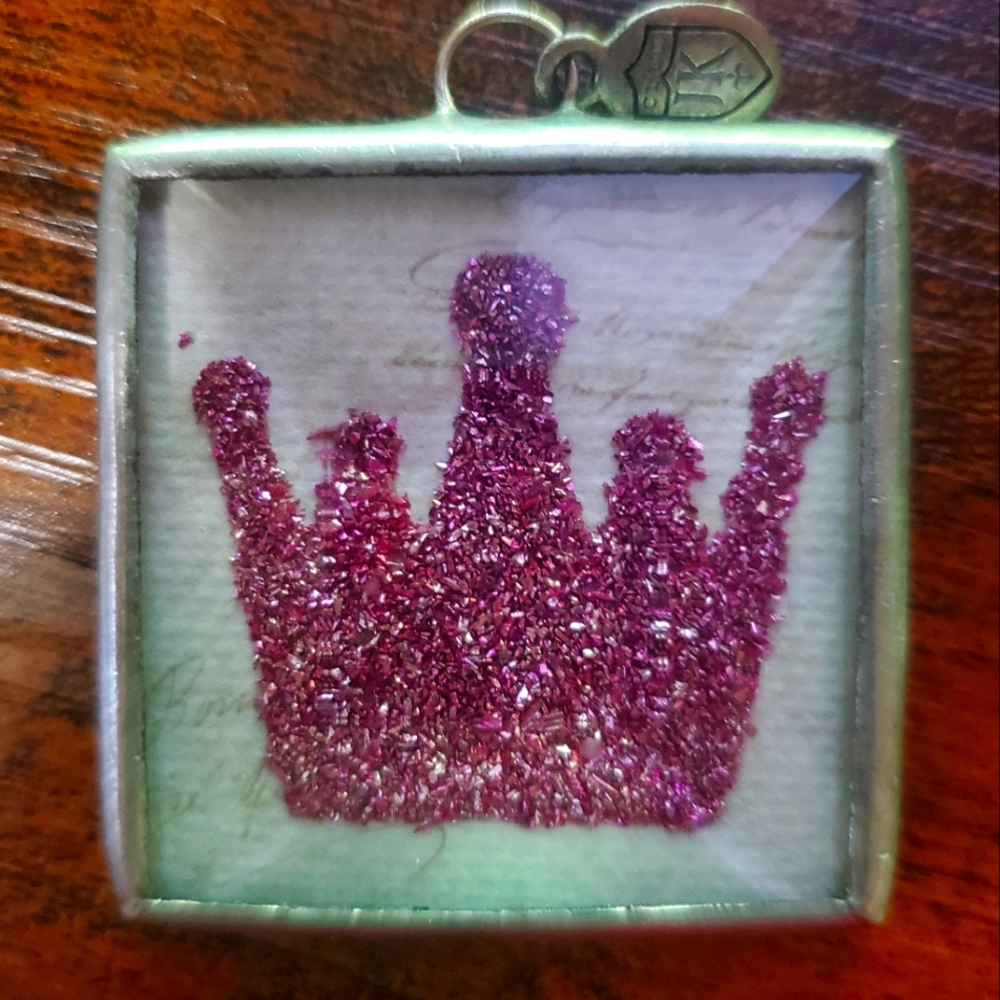 Jewel Kade "the Queen" Charm